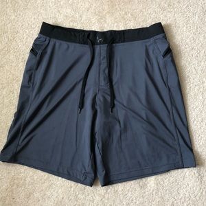 HYLETE Workout Shorts - Size L (Above the Knee)